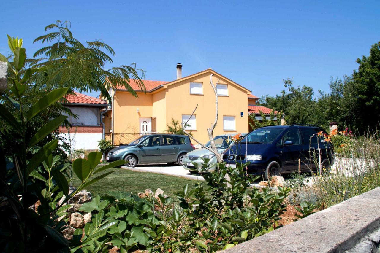 Raj Muraj Ferienappartement Kornić Esterno foto